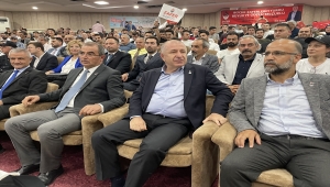 Zafer Partisi Genel Başkanı Ümit Özdağ, Konya'da partililerle bir araya geldi