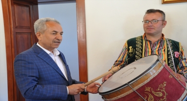 63. Uluslararası Akşehir Nasreddin Hoca Şenlikleri, tellalların halkı etkinliklere daveti ile başladı