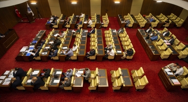 ABB Meclisi, belediye işçilerinin maaşlarına zammı ele aldı