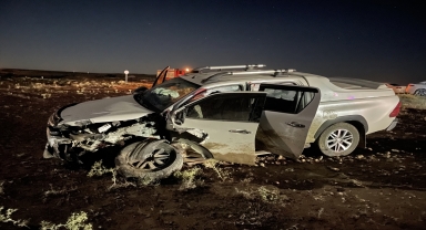 Aksaray'da kamyonet ile çarpışan otomobilin sürücüsü öldü, 6 kişi yaralandı