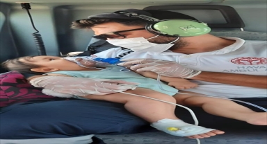 Antalya'da akrep sokan 8 aylık bebek hızlı müdahaleyle sağlığına kavuştu