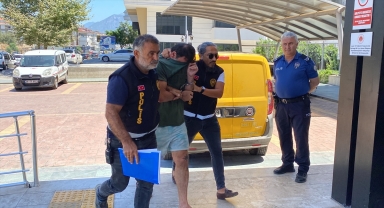 Antalya'da eski ortağını öldüren zanlı adliyeye sevk edildi