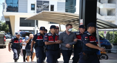 Antalya'da kendilerini 