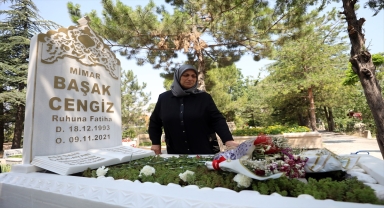 Başak Cengiz'in ailesinin buruk bayramı