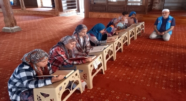 Beypazarı'nda yaz Kur'an kursları sürüyor