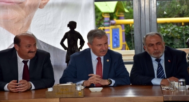 Gelecek Partisi Genel Başkan Yardımcısı Özdağ, Kırıkkale'de gazetecilerle buluştu