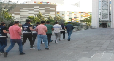 GÜNCELLEME - FETÖ'nün kamu mahrem yapılanmasında yer aldıkları belirlenen 22 şüpheli hakkında gözaltı kararı