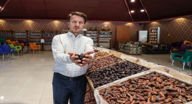 Hacdan gelen en tatlı hediye hurma