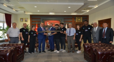 KAEÜ Rektörü Karakaya, TEKNOFEST 2022 finalinde yarışacak 