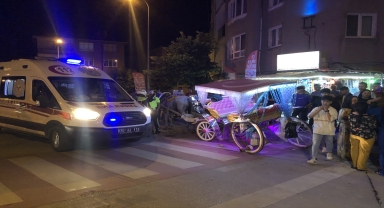 Karaman'da kontrolden çıkan fayton tekeri yerinden çıkınca durabildi