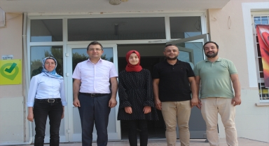 Karapınar ilçesinde LGS'de derece yapan Gökbaş, altınla ödüllendirildi