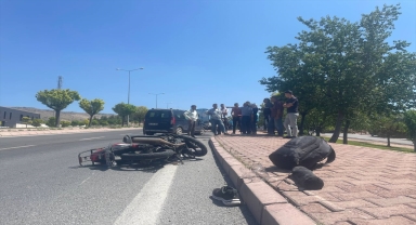 Kayseri'de hafif ticari aracın çaptığı motosikletin sürücüsü hayatını kaybetti