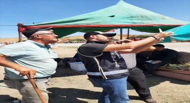 Kırıkkale'de kurban satıcılarına sahte para uyarısı