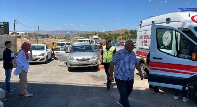 Kırıkkale'de zincirleme trafik kazasında 5 kişi yaralandı