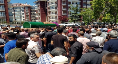 Konya'daki trafik kazasında ölen gençlerden 4'ünün cenazesi defnedildi