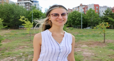 Moldova'dan geldiği Türkiye'de lisans eğitimini fakülte birinciliğiyle tamamladı