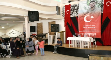 Şehidin eşi düğün gününde düğünlerinin yapılacağı salonda mevlit okuttu