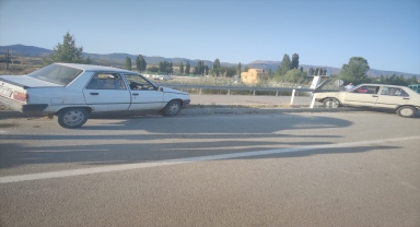 Seydişehir'de trafik kazasında 2 kişi yaralandı