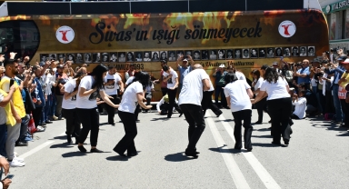 Sivas olaylarında hayatını kaybedenler anıldı