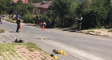 Sivas' ta hafif ticari aracın çarptığı 2 çocuk ağır yaralandı