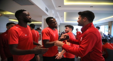 Sivasspor'da Ali Şaşal Vural'a sürpriz doğum günü kutlaması