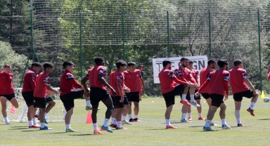 Sivasspor'da yeni sezon hazırlıkları sürüyor