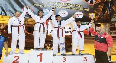 Sorgunlu tekvandocular Tokat'tan döndü