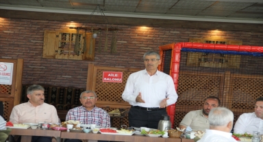 Suşehri Belediye Başkanı Yüksel, dernek başkanlarıyla bir araya geldi