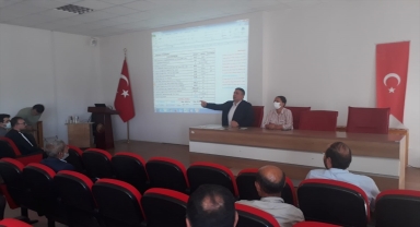 Ulaş'ta çiftçilere tarımsal sulama eğitimi verildi