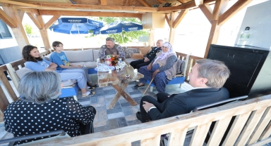 Vali Hamza Aydoğdu 15 Temmuz şehidinin annesini ziyaret etti