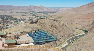 Vali Şimşek, Divriği ilçesini ziyaret etti