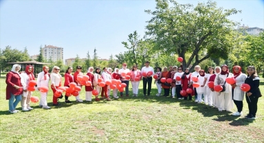 AK Parti Eskişehir İl Kadın Kolları 30 Ağustos Zafer Bayramı'nı kutladı