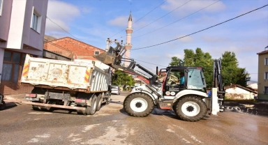 AK Parti Eskişehir Milletvekili Emine Nur Günay, İnönü ilçesini ziyaret etti