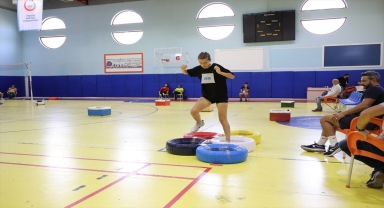 Akdeniz Üniversitesi öğrenci adayları, özel yetenek sınavında ter döktü