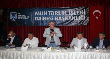 Ankara Büyükşehir Belediye Başkanı Mansur Yavaş muhtarlarla buluştu