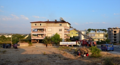 Antalya'da apartman dairesinde çıkan yangın söndürüldü