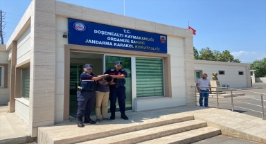 Antalya'da boşanma aşamasındaki eşini tabancayla öldüren koca yakalandı