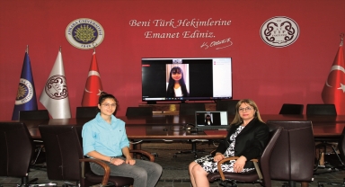 Azerbaycan birincisi ile Türkiye beşincisi Ankara Üniversitesi Tıp Fakültesine kaydoldu