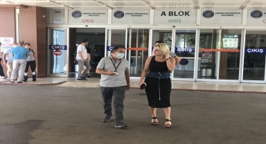 Bursa'da çöp evde bulunan çocuğun, yakın zamanda taburcu edilmesi planlanıyor 