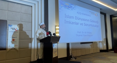 Diyanet İşleri Başkanı Erbaş, Konya'da Uluslararası İslami Dayanışma Sempozyumu'nda konuştu: