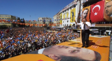 GRAFİKLİ - AK Parti'nin Türk siyasetindeki 21 yılı