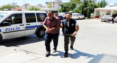 Antalya'da trafik kazasında ölen anne ile kızının cenazesi defnedildi