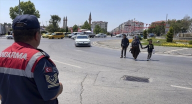 GÜNCELLEME - Sivas'ta kayıp olarak aranan çocuk bulundu