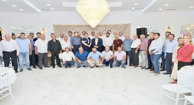 Kayseri Büyükşehir Belediye Başkanı Büyükkılıç, muhtarlarla toplantı yaptı