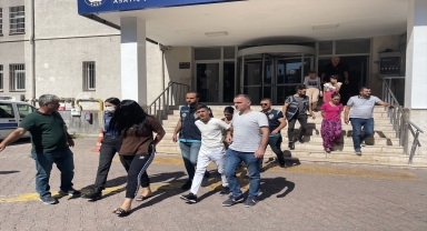 Kayseri'de 830 bin liralık ziynet eşyası çaldıkları iddiasıyla 6 zanlı yakalandı