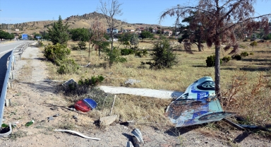 Kırıkkale'de köprüden düşen otomobilin sürücüsü yaralandı