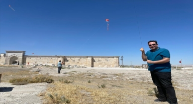 Konya'da 30 Ağustos dolayısıyla uçurtma şenliği düzenlendi