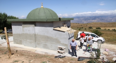 Koyulhisar'da bir köye imece usulü piknik alanı yapıldı
