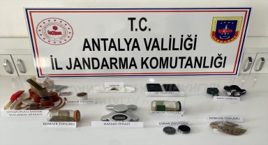 Kumluca'da evinde uyuşturucu madde imal ettiği iddia edilen kişi, yakalandı