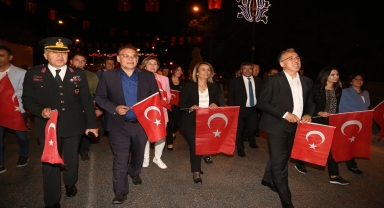 Nevşehir'de fener alayı ve konser düzenlendi